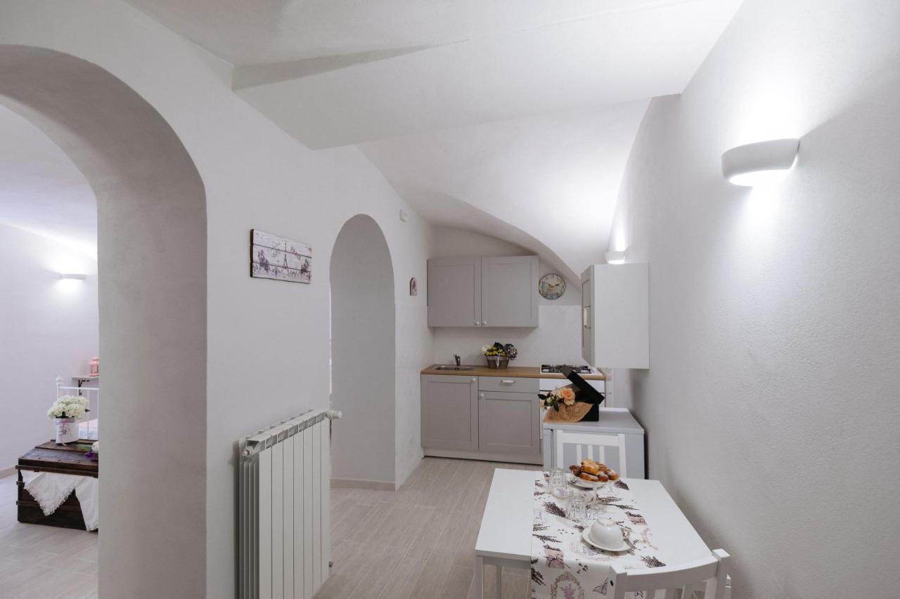 La Casa Di Aneti Leilighet Dolceacqua Eksteriør bilde