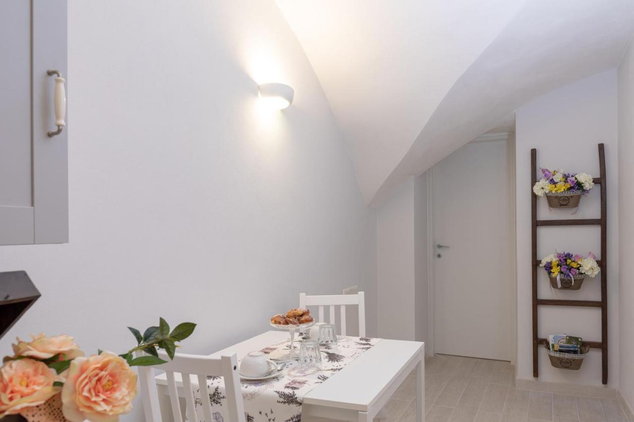 La Casa Di Aneti Leilighet Dolceacqua Eksteriør bilde