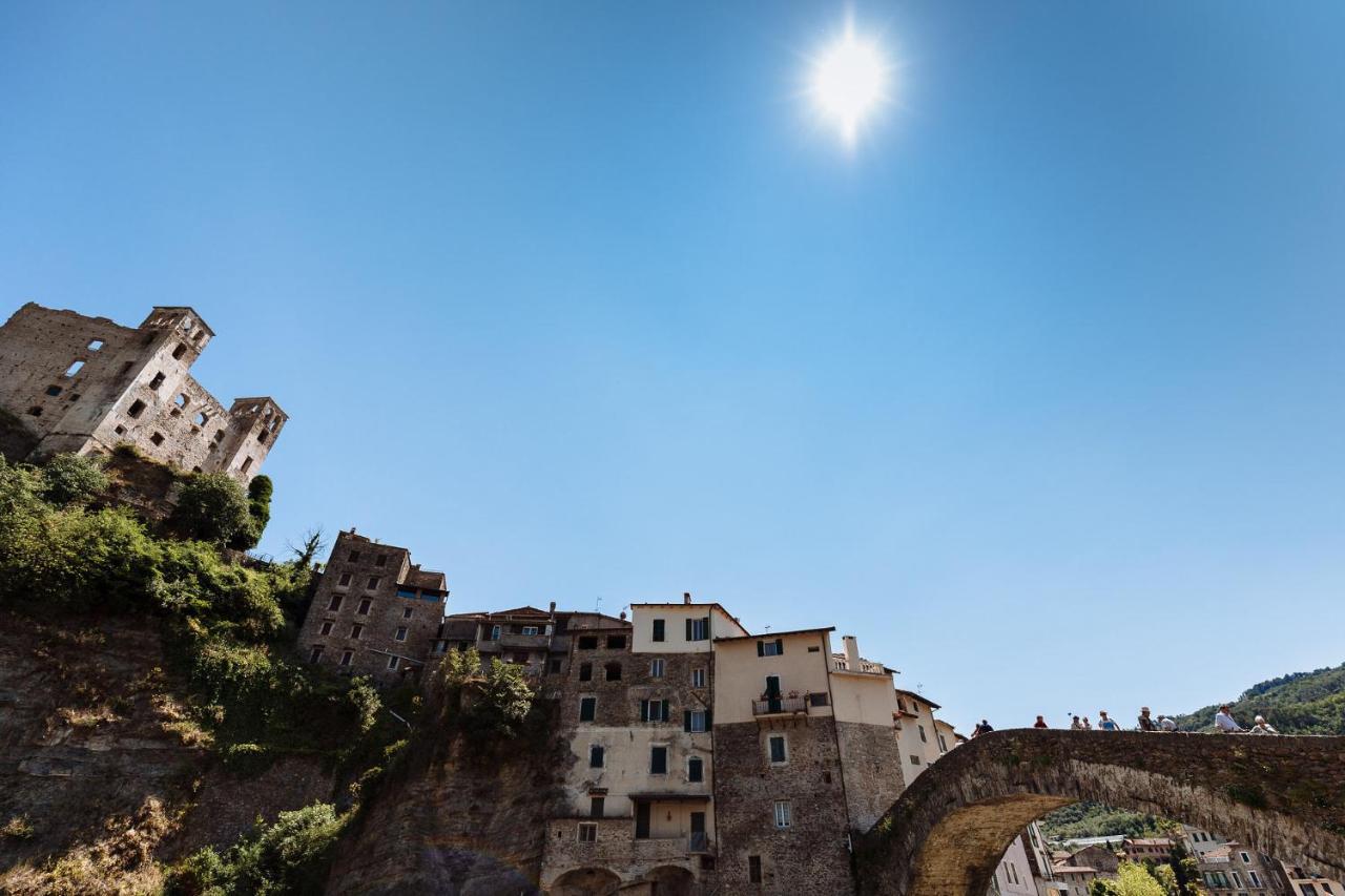 La Casa Di Aneti Leilighet Dolceacqua Eksteriør bilde